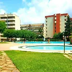 2 Bedrooms Appartement With Shared Pool Furnished Garden And Wifi At Salou 1 Km Away From The Beach